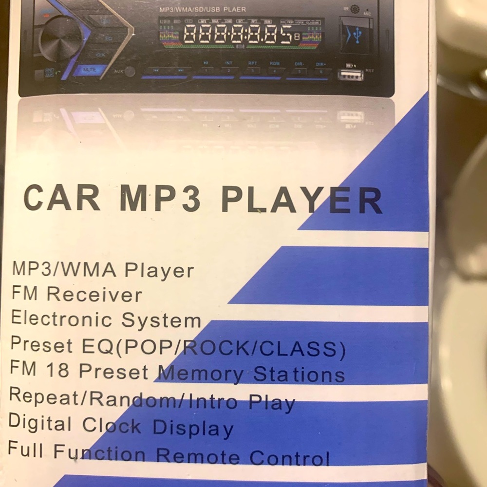 7 Color Single Din Car Stereo/MP3 player audio AM/FM Receiver